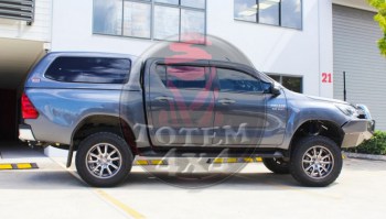 Kit de elevación Superior Engineering +10cm Toyota Hilux Revo 216-2018
